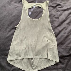 Lululemon drop back tank Silverescent